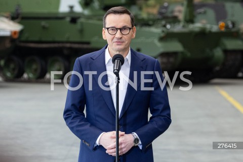  15.02.2023 STALOWA WOLA <br />
WIZYTA PREMIERA MATEUSZA MORAWIECKIEGO W HUCIE STALOWA WOLA <br />
N/Z PREMIER MATEUSZ MORAWIECKI <br />
 