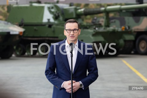  15.02.2023 STALOWA WOLA <br />
WIZYTA PREMIERA MATEUSZA MORAWIECKIEGO W HUCIE STALOWA WOLA <br />
N/Z PREMIER MATEUSZ MORAWIECKI <br />
 