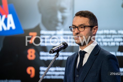  17.02.2023 WARSZAWA<br />
KONFERENCJA PRASOWA PRAWA I SPRAWIEDLIWOSCI<br />
12 PYTAN DO DONALDA TUSKA<br />
N/Z TOMASZ POREBA<br />
FOT. MARCIN BANASZKIEWICZ/FOTONEWS  