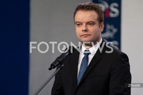  17.02.2023 WARSZAWA<br />
KONFERENCJA PRASOWA PRAWA I SPRAWIEDLIWOSCI<br />
12 PYTAN DO DONALDA TUSKA<br />
N/Z RAFAL BOCHENEK<br />
FOT. MARCIN BANASZKIEWICZ/FOTONEWS  