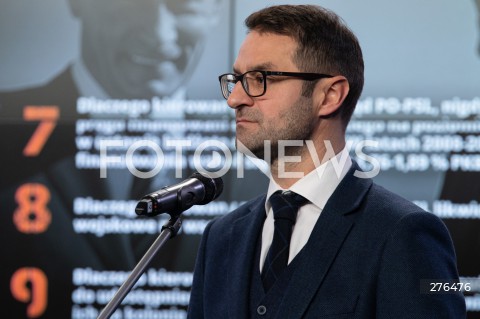  17.02.2023 WARSZAWA<br />
KONFERENCJA PRASOWA PRAWA I SPRAWIEDLIWOSCI<br />
12 PYTAN DO DONALDA TUSKA<br />
N/Z TOMASZ POREBA<br />
FOT. MARCIN BANASZKIEWICZ/FOTONEWS  