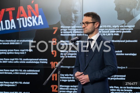  17.02.2023 WARSZAWA<br />
KONFERENCJA PRASOWA PRAWA I SPRAWIEDLIWOSCI<br />
12 PYTAN DO DONALDA TUSKA<br />
N/Z TOMASZ POREBA<br />
FOT. MARCIN BANASZKIEWICZ/FOTONEWS  