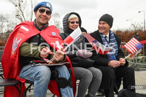  21.02.2023 WARSZAWA ( Warsaw - Poland ) <br />
<br />
WIZYTA PREZYDENTA USA JOE BIDENA W WARSZAWIE<br />
PRZEMOWIENIE W OGRODACH ZAMKU KROLEWSKIEGO W WARSZAWIE<br />
<br />
U.S. President Joe Biden's visit to Warsaw, Poland<br />
President Biden to Speak at the Gardens of the Royal Castle in Warsaw, Poland<br />
<br />
N/Z MIESZKANCY WARSZAWY W OCZEKIWANIU NA PRZEMOWIENIE PREZYDENTA USA <br />
<br />
 