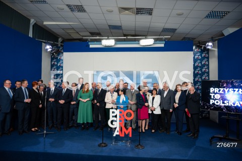  10.03.2023 WARSZAWA<br />
KONFERENCJA PRASOWA PREZESA PIS WRAZ Z POSLAMI ZAPOWIADAJACA SPOTKANIA Z WYBORCAMI W CALEJ POLSCE<br />
N/Z POSLOWIE PRAWA I SPRAWIEDLIWOSCI<br />
FOT. MARCIN BANASZKIEWICZ/FOTONEWS  