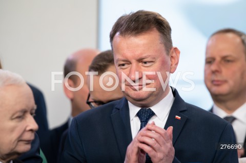  10.03.2023 WARSZAWA<br />
KONFERENCJA PRASOWA PREZESA PIS WRAZ Z POSLAMI ZAPOWIADAJACA SPOTKANIA Z WYBORCAMI W CALEJ POLSCE<br />
N/Z MARIUSZ BLASZCZAK<br />
FOT. MARCIN BANASZKIEWICZ/FOTONEWS  