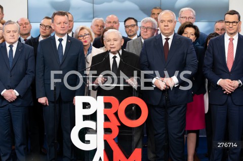  10.03.2023 WARSZAWA<br />
KONFERENCJA PRASOWA PREZESA PIS WRAZ Z POSLAMI ZAPOWIADAJACA SPOTKANIA Z WYBORCAMI W CALEJ POLSCE<br />
N/Z MARIUSZ BLASZCZAK JAROSLAW KACZYNSKI JACEK SASIN MATEUSZ MORAWIECKI<br />
FOT. MARCIN BANASZKIEWICZ/FOTONEWS  