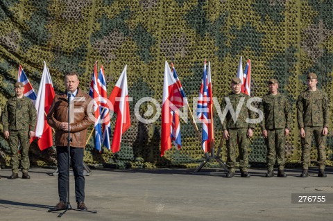  22.03.2023 RZESZOW <br />
KSIAZE WILLIAM ORAZ MINISTER OBRONY NARODOWEJ MARIUSZ BLASZCZAK PODCZAS SPOTKANIA Z POLSKIMI I BRYTYJSKIMI ZOLNIERZAMI W 3 PODKARPACKIEJ BRYGADZIE OBRONY TERYTORIALNEJ W RZESZOWIE<br />
<br />
Prince William, the heir-to-the-British throne, visited the 3rd Brigade Territorial Defense Force base in Rzeszow in southeast Poland, just 100 kilometers from the border with Ukraine.<br />
<br />
N/Z MARIUSZ BLASZCZAK <br />
<br />
 