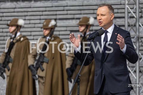  24.03.2023 MARKOWA <br />
NARODOWY DZIEN PAMIECI POLAKOW RATUJACYCH ZYDOW POD OKUPACJA NIEMIECKA Z UDZIALEM PARY PREZYDENCKIEJ W MUZEUM RODZINY ULMOW W MARKOWEJ KOLO RZESZOWA <br />
N/Z PREZYDENT RP ANDRZEJ DUDA <br />
 