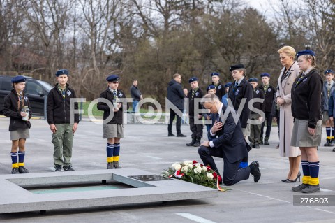  24.03.2023 MARKOWA <br />
NARODOWY DZIEN PAMIECI POLAKOW RATUJACYCH ZYDOW POD OKUPACJA NIEMIECKA Z UDZIALEM PARY PREZYDENCKIEJ W MUZEUM RODZINY ULMOW W MARKOWEJ KOLO RZESZOWA <br />
N/Z PREZYDENT RP ANDRZEJ DUDA AGATA KORNHAUSER DUDA <br />
 