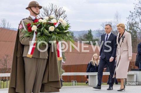  24.03.2023 MARKOWA <br />
NARODOWY DZIEN PAMIECI POLAKOW RATUJACYCH ZYDOW POD OKUPACJA NIEMIECKA Z UDZIALEM PARY PREZYDENCKIEJ W MUZEUM RODZINY ULMOW W MARKOWEJ KOLO RZESZOWA <br />
N/Z PREZYDENT RP ANDRZEJ DUDA AGATA KORNHAUSER DUDA <br />
 