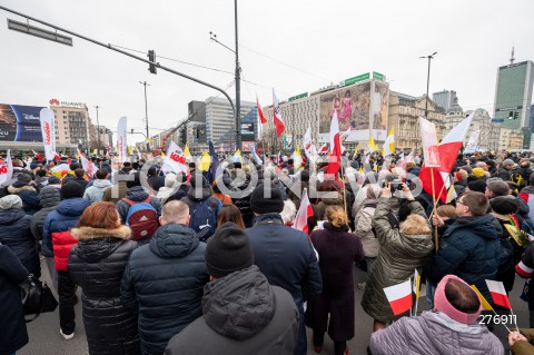  02.04.2023 WARSZAWA<br />
NARODOWY MARSZ PAPIESKI<br />
N/Z UCZESTNICY MARSZU<br />
FOT. MARCIN BANASZKIEWICZ/FOTONEWS  