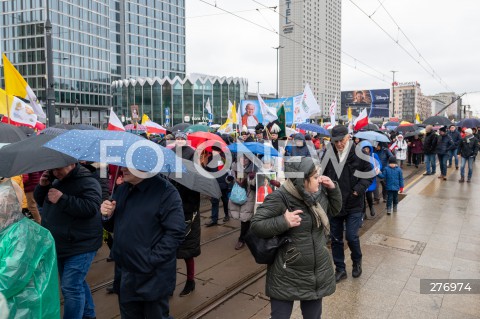  02.04.2023 WARSZAWA<br />
NARODOWY MARSZ PAPIESKI<br />
N/Z UCZESTNICY MARSZU<br />
FOT. MARCIN BANASZKIEWICZ/FOTONEWS  