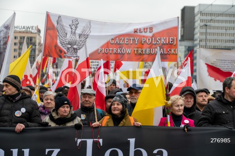  02.04.2023 WARSZAWA<br />
NARODOWY MARSZ PAPIESKI<br />
N/Z UCZESTNICY MARSZU<br />
FOT. MARCIN BANASZKIEWICZ/FOTONEWS  