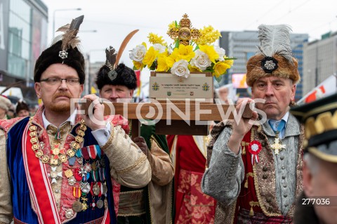  02.04.2023 WARSZAWA<br />
NARODOWY MARSZ PAPIESKI<br />
N/Z BRACTWO KURKOWE RELIKWIE JANA PAWLA II<br />
FOT. MARCIN BANASZKIEWICZ/FOTONEWS  