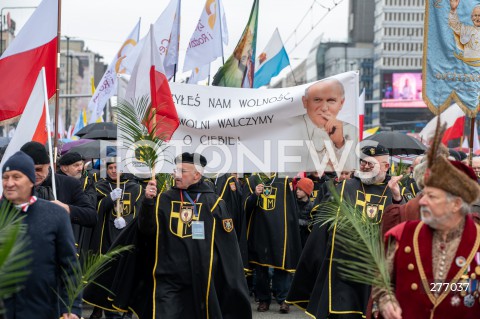  02.04.2023 WARSZAWA<br />
NARODOWY MARSZ PAPIESKI<br />
N/Z UCZESTNICY MARSZU<br />
FOT. MARCIN BANASZKIEWICZ/FOTONEWS  