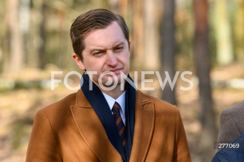  04.04.2023 WARSZAWA<br />
KONFERENCJA PRASOWA Z UDZIALEM SEBASTIANA KALETY W OBRONIE POLSKICH LASOW<br />
N/Z SEBASTIAN KALETA<br />
 