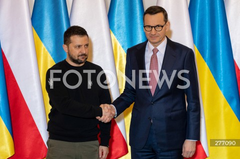  05.04.2023 WARSZAWA<br />
WIZYTA PREZYDENTA UKRAINY WOLODYMYRA ZELENSKIEGO W WARSZAWIE<br />
<br />
UKRAINIAN PRESIDENT WOLODYMYR ZELENSKY VISITS POLAND<br />
<br />
N/Z WOLODYMYR ZELENSKI MATEUSZ MORAWIECKI<br />
FOT. MARCIN BANASZKIEWICZ/FOTONEWS  