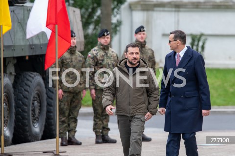  05.04.2023 WARSZAWA<br />
WIZYTA PREZYDENTA UKRAINY WOLODYMYRA ZELENSKIEGO W WARSZAWIE<br />
<br />
UKRAINIAN PRESIDENT WOLODYMYR ZELENSKY VISITS POLAND<br />
<br />
N/Z WOLODYMYR ZELENSKI MATEUSZ MORAWIECKI<br />
FOT. MARCIN BANASZKIEWICZ/FOTONEWS  