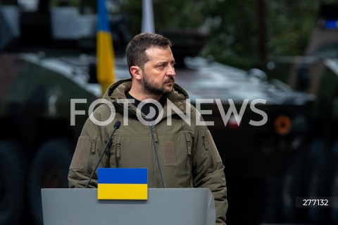  05.04.2023 WARSZAWA<br />
WIZYTA PREZYDENTA UKRAINY WOLODYMYRA ZELENSKIEGO W WARSZAWIE<br />
<br />
UKRAINIAN PRESIDENT WOLODYMYR ZELENSKY VISITS POLAND<br />
<br />
N/Z PREZYDENT UKRAINY WOLODYMYR ZELENSKI<br />
FOT. MARCIN BANASZKIEWICZ/FOTONEWS  