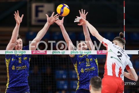  07.04.2023 RZESZOW <br />
SIATKOWKA MEZCZYZN <br />
PLUSLIGA SEZON 2022/2023 <br />
PLUS LIGA POLISH MEN VOLLEYBALL LEAGUE <br />
CWIERCFINAL - 1/4 FINALU - 1. MECZ <br />
MECZ ASSECO RESOVIA - PSG STAL NYSA <br />
N/Z NICOLAS ZERBA KAMIL KWASOWSKI BLOK <br />
 