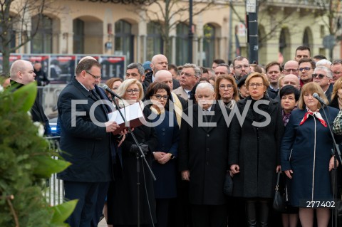  16.04.2023 WARSZAWA<br />
APEL PAMIECI PRZED PALACEM PREZYDENCKIM W ROCZNICE KATASTROFY SMOLENSKIEJ<br />
N/Z ELZBIETA WITEK JAROSLAW KACZYNSKI<br />
FOT. MARCIN BANASZKIEWICZ/FOTONEWS  