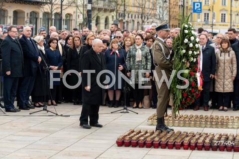  16.04.2023 WARSZAWA<br />
APEL PAMIECI PRZED PALACEM PREZYDENCKIM W ROCZNICE KATASTROFY SMOLENSKIEJ<br />
N/Z JAROSLAW KACZYNSKI<br />
FOT. MARCIN BANASZKIEWICZ/FOTONEWS  