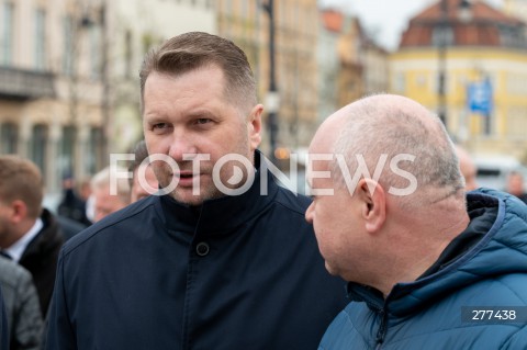  16.04.2023 WARSZAWA<br />
APEL PAMIECI PRZED PALACEM PREZYDENCKIM W ROCZNICE KATASTROFY SMOLENSKIEJ<br />
N/Z PRZEMYSLAW CZARNEK<br />
FOT. MARCIN BANASZKIEWICZ/FOTONEWS  