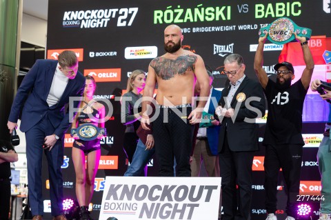  21.04.2023 RZESZOW <br />
WAZENIE PRZED GALA BOKSU KNOCKOUT BOXING NIGHT 27<br />
N/Z ALEN BABIC <br />
 