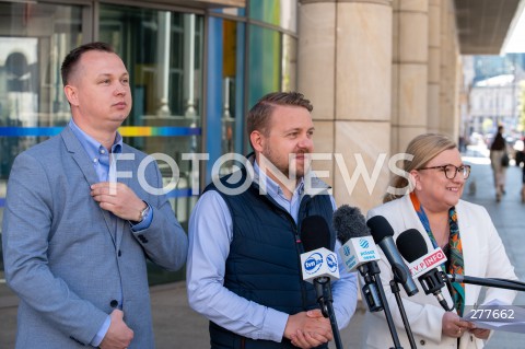  23.04.2023 WARSZAWA<br />
KONFERENCJA SOLIDARNEJ POLSKI<br />
N/Z JACEK OZDOBA BEATA KEMPA MARIUSZ KALUZNY<br />
FOT. MARCIN BANASZKIEWICZ/FOTONEWS  