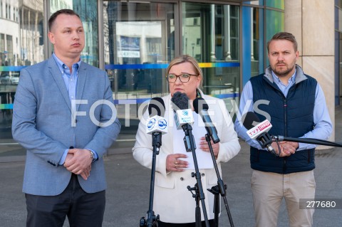  23.04.2023 WARSZAWA<br />
KONFERENCJA SOLIDARNEJ POLSKI<br />
N/Z JACEK OZDOBA BEATA KEMPA MARIUSZ KALUZNY<br />
FOT. MARCIN BANASZKIEWICZ/FOTONEWS  