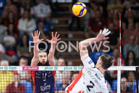  23.04.2023 RZESZOW <br />
SIATKOWKA MEZCZYZN <br />
PLUSLIGA SEZON 2022/2023 <br />
PLUS LIGA POLISH MEN VOLLEYBALL LEAGUE <br />
POLFINAL - 1/2 FINALU - 2. MECZ <br />
MECZ ASSECO RESOVIA - ZAKSA KEDZIERZYN KOZLE <br />
N/Z ALEKSANDER SLIWKA BLOK <br />
 