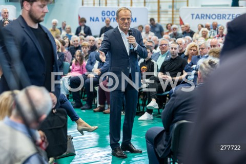  24.04.2023 TARNOBRZEG <br />
SPOTKANIE PRZEWODNICZACEGO PLATFORMY OBYWATELSKIEJ DONALDA TUSKA Z MIESZKANCAMI TARNOBRZEGA <br />
N/Z DONALD TUSK<br />
 