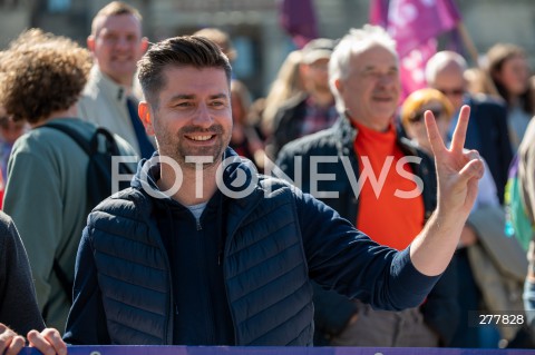  01.05.2023 WARSZAWA<br />
POCHOD PIERWSZOMAJOWY LEWICY I OPZZ<br />
GODNA PRACA GODNE ZYCIE<br />
N/Z KRZYSZTOF SMISZEK<br />
FOT. MARCIN BANASZKIEWICZ/FOTONEWS 