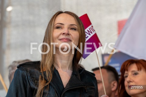  01.05.2023 WARSZAWA<br />
POCHOD PIERWSZOMAJOWY LEWICY I OPZZ<br />
GODNA PRACA GODNE ZYCIE<br />
N/Z AGNIESZKA DZIEMIANOWICZ BAK<br />
FOT. MARCIN BANASZKIEWICZ/FOTONEWS 