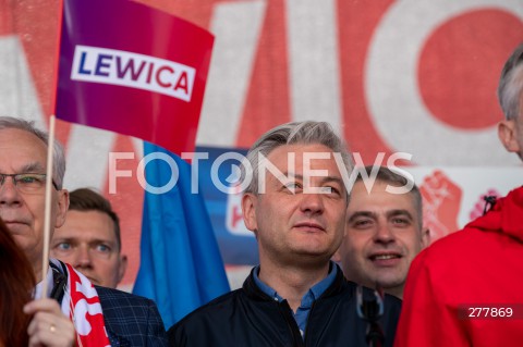  01.05.2023 WARSZAWA<br />
POCHOD PIERWSZOMAJOWY LEWICY I OPZZ<br />
GODNA PRACA GODNE ZYCIE<br />
N/Z ROBERT BIEDRON<br />
FOT. MARCIN BANASZKIEWICZ/FOTONEWS 