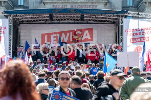  01.05.2023 WARSZAWA<br />
POCHOD PIERWSZOMAJOWY LEWICY I OPZZ<br />
GODNA PRACA GODNE ZYCIE<br />
N/Z UCZESTNICY ZGROMADZENIA<br />
FOT. MARCIN BANASZKIEWICZ/FOTONEWS 