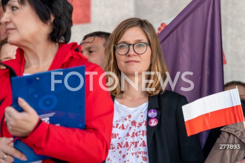  01.05.2023 WARSZAWA<br />
POCHOD PIERWSZOMAJOWY LEWICY I OPZZ<br />
GODNA PRACA GODNE ZYCIE<br />
N/Z MAGDALENA BIEJAT<br />
FOT. MARCIN BANASZKIEWICZ/FOTONEWS 