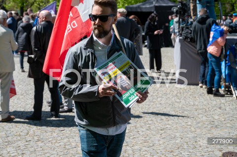  01.05.2023 WARSZAWA<br />
POCHOD PIERWSZOMAJOWY LEWICY I OPZZ<br />
GODNA PRACA GODNE ZYCIE<br />
N/Z UCZESTNICY ZGROMADZENIA<br />
FOT. MARCIN BANASZKIEWICZ/FOTONEWS 