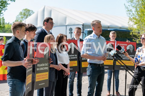  13.05.2023 WARSZAWA<br />
KONFERENCJA PRASOWA KLUBU PARLAMENTARNEGO KOALICJA OBYWATELSKA<br />
PIS = DROZYZNA<br />
N/Z ALEKSANDRA GAJEWSKA ARKADIUSZ MARCHEWKA<br />
FOT. MARCIN BANASZKIEWICZ/FOTONEWS  