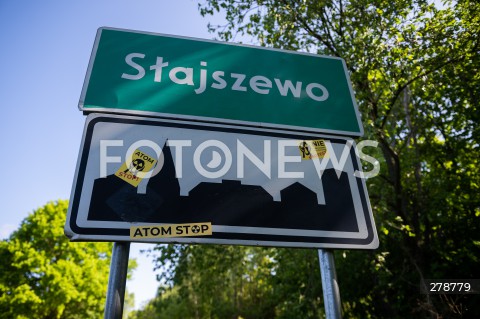  29.05.2023 SLAJSZEWO<br />
OKOLICA PLANOWANEJ ELEKTROWNI ATOMOWEJ W GMINIE CHOCZEWO<br />
N/Z WJAZD WIES SLAJSZEWO ZNAK ATOM STOP<br />
 