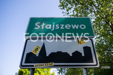  29.05.2023 SLAJSZEWO<br />
OKOLICA PLANOWANEJ ELEKTROWNI ATOMOWEJ W GMINIE CHOCZEWO<br />
N/Z WJAZD WIES SLAJSZEWO ZNAK ATOM STOP<br />
 