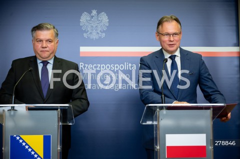 Konferencja sekretarza stanu Arkadiusza Mularczyka i wiceministra SZ Bośni i Hercegowiny Josipa Brkića w Warszawie