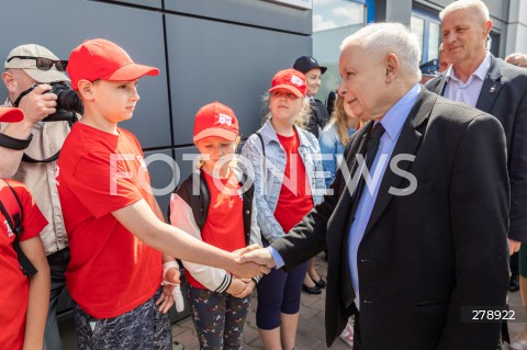  03.06.2023 PILZNO <br />
WIZYTA PREZESA PIS JAROSLAWA KACZYNSKIEGO NA PODKARPACIU <br />
WIZYTA W ZAKLADZIE MIESNYM TAURUS <br />
N/Z JAROSLAW KACZYNSKI <br />
 