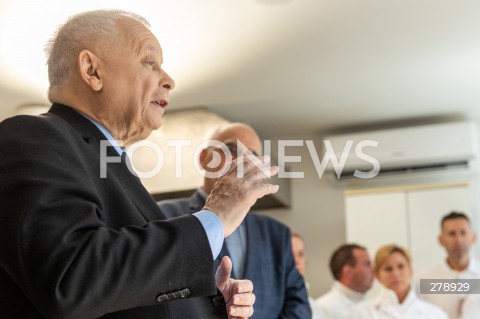  03.06.2023 PILZNO <br />
WIZYTA PREZESA PIS JAROSLAWA KACZYNSKIEGO NA PODKARPACIU <br />
WIZYTA W ZAKLADZIE MIESNYM TAURUS <br />
N/Z JAROSLAW KACZYNSKI <br />
 