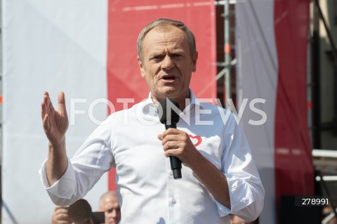  04.06.2023 WARSZAWA<br />
MARSZ 4 CZERWCA<br />
N/Z DONALD TUSK<br />
 