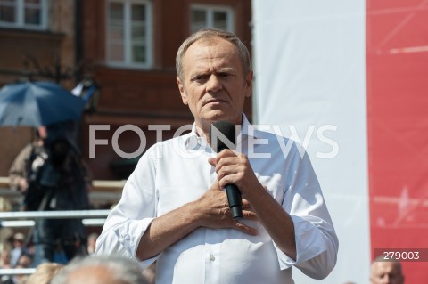  04.06.2023 WARSZAWA<br />
MARSZ 4 CZERWCA<br />
N/Z DONALD TUSK<br />
 