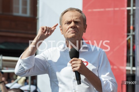  04.06.2023 WARSZAWA<br />
MARSZ 4 CZERWCA<br />
N/Z DONALD TUSK<br />
 