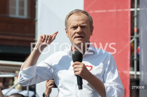  04.06.2023 WARSZAWA<br />
MARSZ 4 CZERWCA<br />
N/Z DONALD TUSK<br />
 