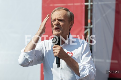  04.06.2023 WARSZAWA<br />
MARSZ 4 CZERWCA<br />
N/Z DONALD TUSK<br />
 