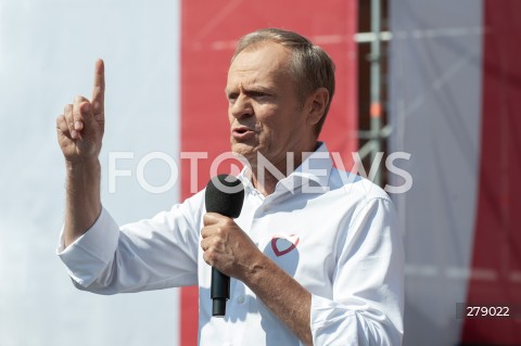  04.06.2023 WARSZAWA<br />
MARSZ 4 CZERWCA<br />
N/Z DONALD TUSK<br />
 